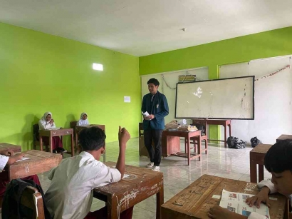 TIM 1 KKN Undip Wilayah Lemahireng Berikan Edukasi Pengenalan Jenis-Jenis Kapal dan Pentingnya Dunia Maritim di Indonesia