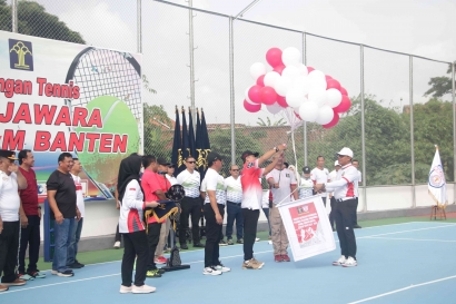 Kegiatan Friendly Match Tenis Lapangan Kemenkumham Banten