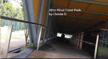 Underpass Menyeberangi Jalan Raya Utama Menuju East Cost Park di Timur Singapore