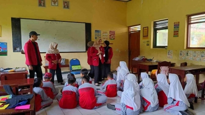 Bukan di Posyandu, KKN-P 33 Umsida Sosialisasikan Stunting di Sekolah