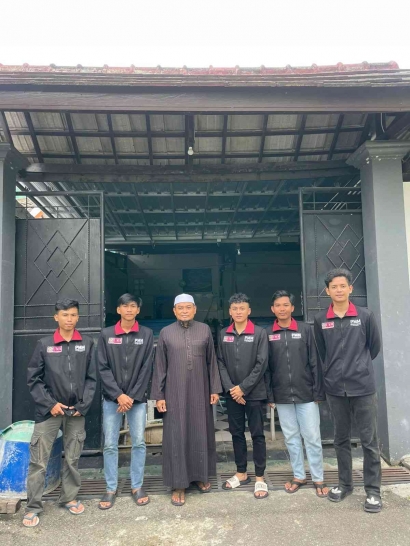 Mahasiswa PMM Universitas Muhammadiyah Malang Manfaatkan Air Limbah Budidaya Lele Menjadi Pupuk Organik Cair