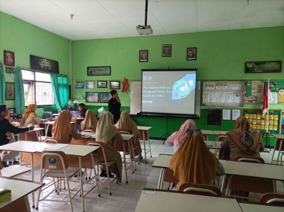 Mahasiswa Universitas Muhammadiyah Malang Gelar Program Pengabdian: Sosialisasi Keamanan Online dan Pelatihan Microsoft Office di SD Merjosari 5