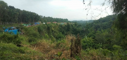 Hutan Madani Narmada, Lahan Konservasi dan Sarana Edukasi di Bibir Tebing