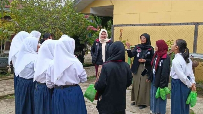 PMM UMM 66 Tingkatkan Kesadaran Kanker: Mengajarkan Siswa SMP Negeri 01 Tanjung Redeb Berau, Tentang Pencegahan dan Peringatan