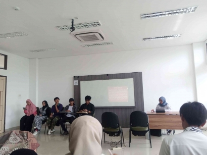 Fasilitas Kampus IAIN Cirebon, Mahasiswa/i KPI 4B Tidak Kondusif Saat Pembelajaran TPBF, Karena AC Rusak
