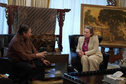 Airlangga Hartarto dan Kerjasama Strategis Indonesia dengan Inggris