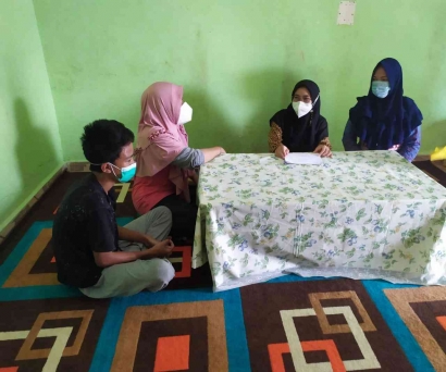 Pentingnya Home Visit untuk Anak Didik yang Kurang Perhatian Keluarga