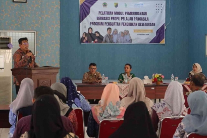PKBM dan SKB di Kota Pekalongan Dilatih Modul Pemberdayaan Berbasis Pelajar Pancasila