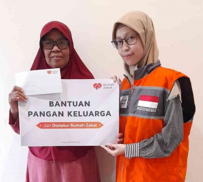 Rumah Zakar Meriahkan H-1 Ramadan dengan Berbagi Bantuan Pangan Warga Medokan Ayu