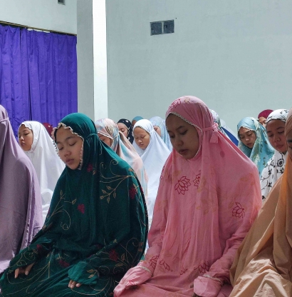 Seluruh Masjid di Daerah Yogyakarta Melaksanakan Tarawih Muhammadiyah: NU 2 : 1