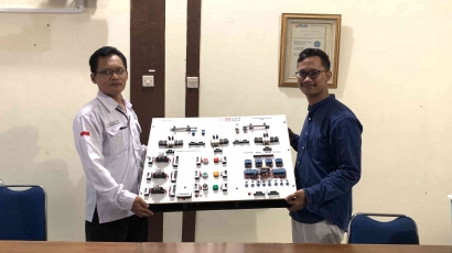 Menyongsong Masa Depan Industri: Dosen UMY Adakan Pelatihan Elektropneumatik bagi Guru SMK Muhammadiyah 2 Jatinom