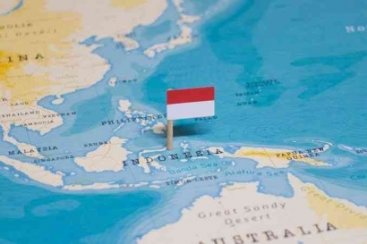 Identitas dan Norma dalam Politik Luar Negeri Indonesia