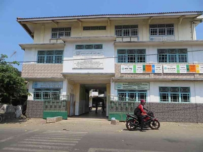 Terbaik 5 Madrasah Berbasis Pesantren di Cilacap