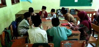 SMP Negeri 8 Probolinggo Galang Semangat Beriman Melalui Gerakan Mengaji Bareng