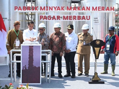 Presiden Jokowi Resmikan Pabrik Minyak Makan Merah: Dorong Hilirisasi dan Berdayakan Petani Sawit
