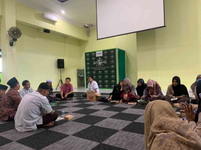 Relawan Ramadhan Lazisnu Berkolaborasi dengan PPM Prodi PMI UIN Sunan Kalijaga