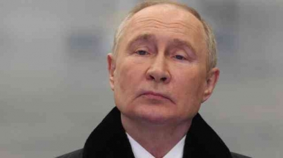 Kemenangan Putin dan Demokrasi Overrated