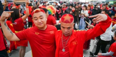 Fans Vietnam Hujat Pelatihnya akibat Kalah dari Timnas Indonesia