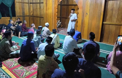 Antusias Warga: Yayasan Haji Kalla Utus Dai di Kampung Durian Bali Desa Powelua Donggala