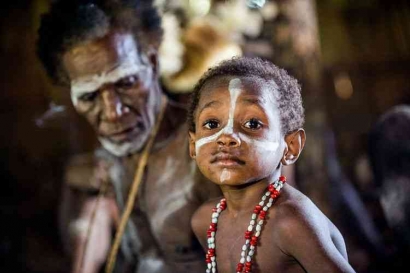Guns, Germs & Steel : Mengapa Peradaban di Papua Lambat?