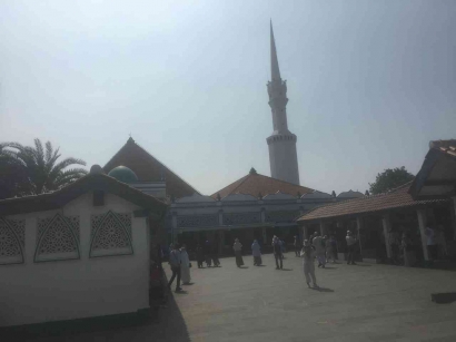 Yuk Naik Becak ke/dari  Masjid Luar Batang, Jakarta Utara