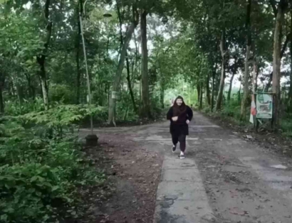 Olahraga Saat Puasa, Jogging Keliling Desa Pun Jadi