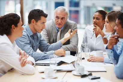 Kenali 5 Hal yang Membuat Rapat Menjadi Tidak Efektif