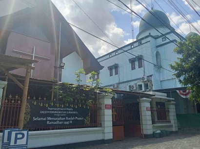 Toleransi Gereja dan Masjid Bertetanggaan di Serengan , Solo