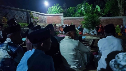 UNNES GIAT 8 Desa Timpik Menyambut Bulan Ramadhan Bersama Masyarakat Desa Timpik