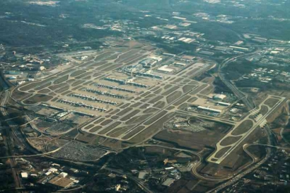 Dari Atlanta ke Amsterdam: Memetakan Pusat Utama Perjalanan Udara Dunia pada Tahun 2023