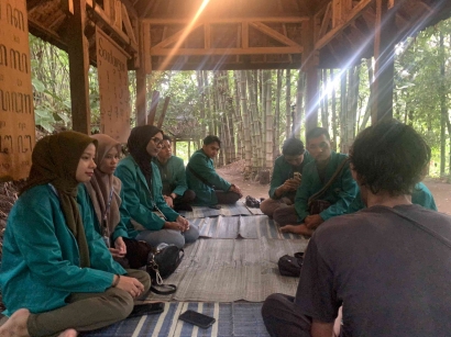 Mahasiswa KSM-T UNISMA Melakukan Observasi di Wisata Situs Petirtaan Desa Ngawonggo Kecamatan Tajinan Malang