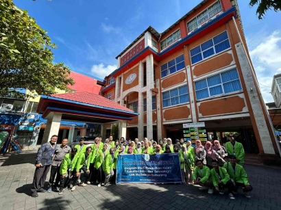 Meniti Kualitas Pendidikan melalui Kuliah Kerja Lapangan Mahasiswa Prodi Pendidikan Fisika UIN Walisongo Semarang 