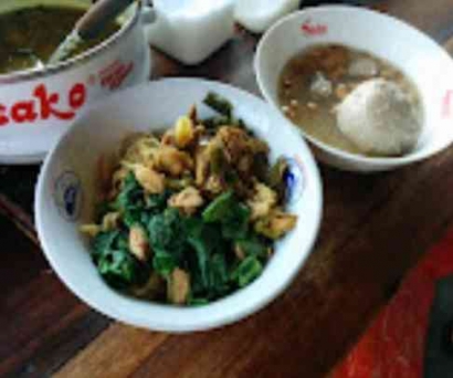 Salah Satu Favorit Bakso dan Mie Ayam di Cirebon