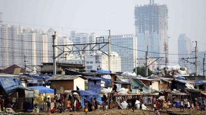 Bagaimana Rumah Susun Dapat Menjadi Solusi dalam Memberantas Slum Area (Kawasan Kumuh) di DKI Jakarta?
