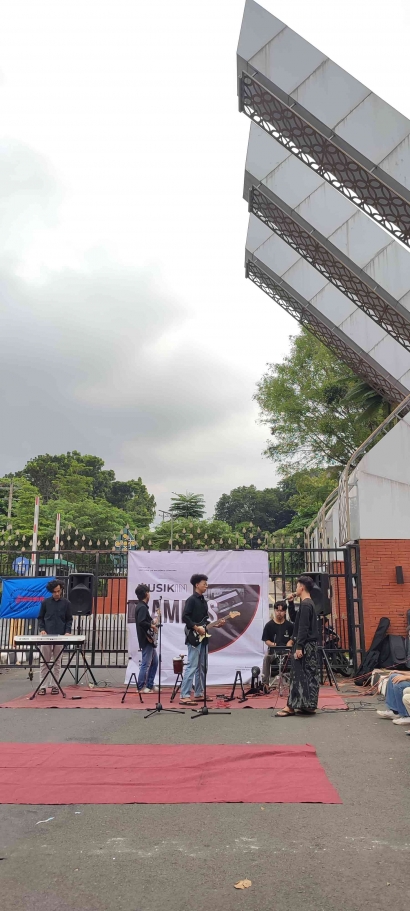 Musikin Kampus UIN Walisongo Semarang Meriahkan Ramadhan Tahun 2024 Di Depan Kampus 3