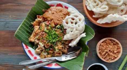Nasi Lengko: Menikmati Kuliner Lezat Tersembunyi di Cirebon
