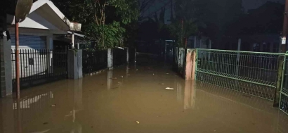 Rumah Warga di Kebagusan Jakarta Selatan Terendam Banjir