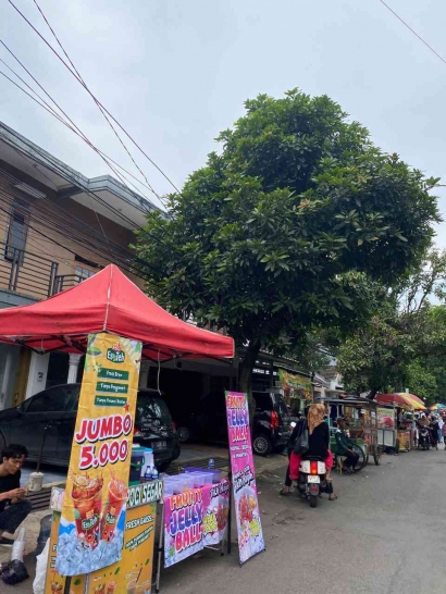 Street Food Ngabuburit di Jalan Kalijati, Bandung