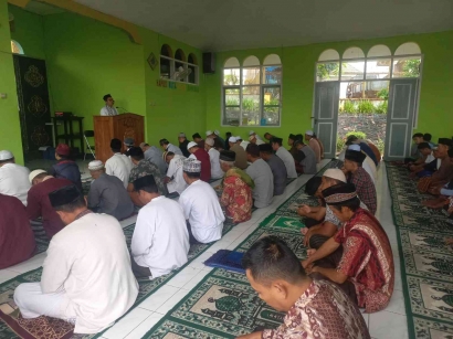 Jum'at Terakhir di Bulan Ramadhan, WBP Lapas Leok Laksanakan Sholat Jumat dengan Hikmat