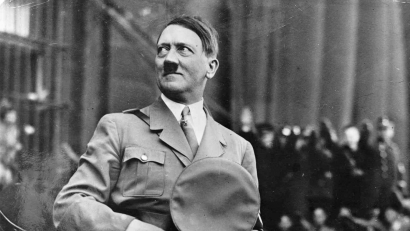 Hitler dan Nazi: Pahlawan atau Penjahat?