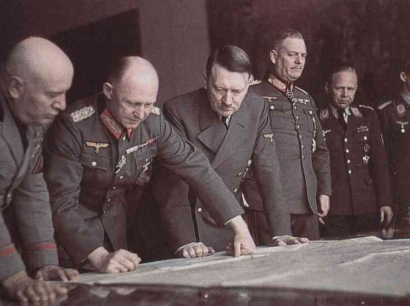 Keputusan Adolf Hitler dalam Sejarah: Antara Kekuasaan dan Kehancuran