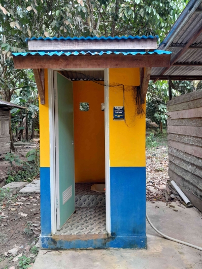 Potret Keluarga Penerima Bantuan Sosial Pemerintah: Transformasi Kehidupan Melalui Program Bedah WC
