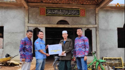 Partisipasi PT Banjarsari Pribumi (Titan Group) dalam Pembangunan Pesantren di Desa Gedung Agung