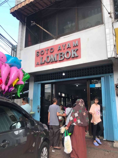 Sensasi Hangat dan Gurih Soto Ayam Lombok Kuliner Legendaris Malang yang Menggugah Selera