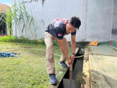 Jaga Kebersihan dan Kesehatan, Rutan Pasangkayu Laksanakan Bersih-Bersih Lingkungan Kamar Hunian