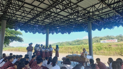 Menuju Earth Day: SMA Tarakanita Magelang Gelar Acara Aksi Bersih Lingkungan dan Sarasehan Kebhinekaan