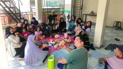 Tradisi Botram Warga Sukapura Kabupaten Bandung dalam Memeriahkan Hari Raya