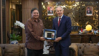 Kepada Airlangga Hartarto, Tony Blair Optimistis Indonesia Jadi Pusat Pertumbuhan Asia Tenggara dan Dunia