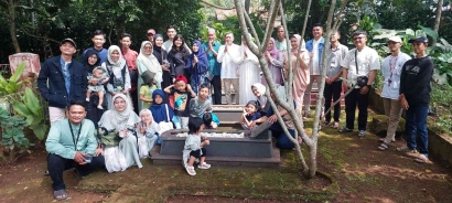 Tradisi Ziarah Turun-Temurun di Batukarut Regency Bandung
