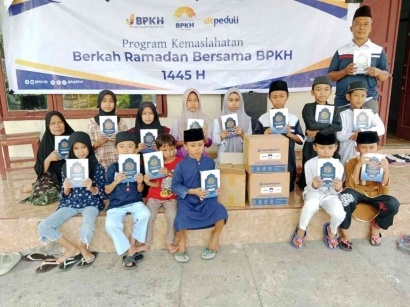 BPKH RI Gandeng DT Peduli NTB Salurkan Ratusan Al Qur'an dan Paket Ibadah ke Pelosok Lombok